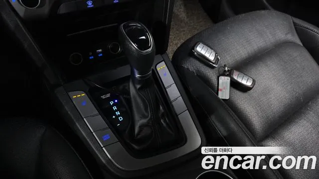 Hyundai Avante 2017 thumb 8