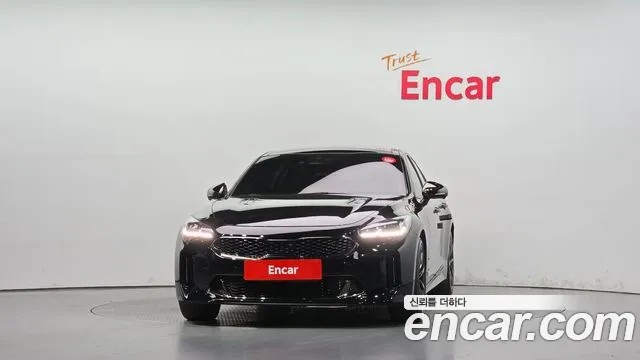 Kia Stinger 2022 thumb 3