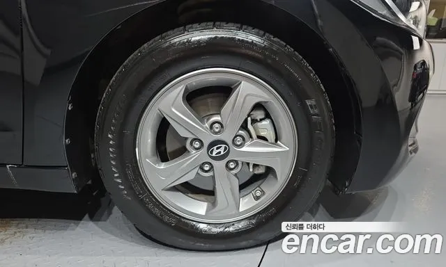 Hyundai Avante 2015 thumb 5