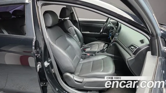 Hyundai Avante 2015 thumb 11