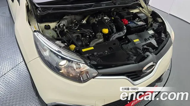 Renault-KoreaSamsung Captur 2016 thumb 6
