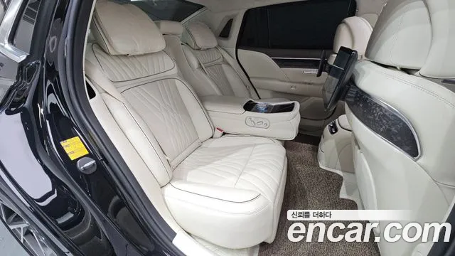 Genesis G90 2022 thumb 12