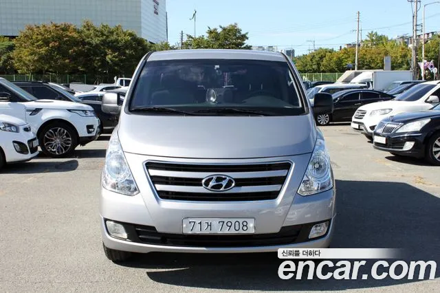 Hyundai Starex 2016 thumb 2