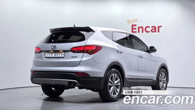 Hyundai Santa Fe 2015 thumb 2