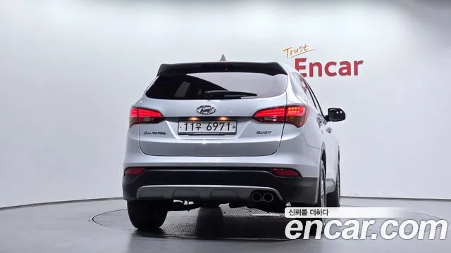 Hyundai Santa Fe 2015 thumb 4