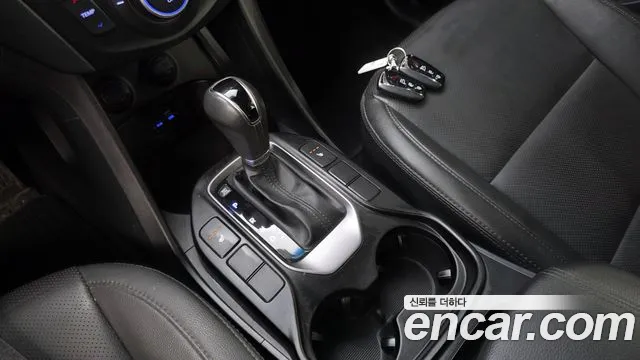 Hyundai Santa Fe 2015 thumb 9