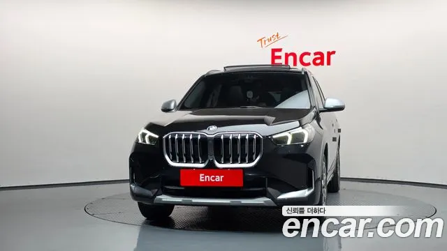 BMW X1 2023 thumb 3