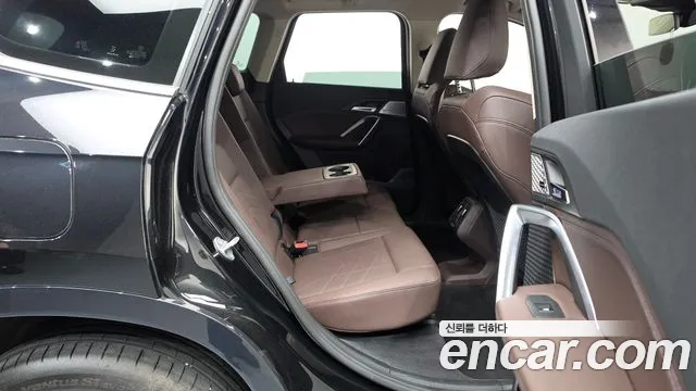 BMW X1 2023 thumb 11