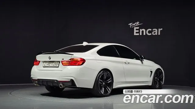 BMW 4-Series 2016 thumb 2