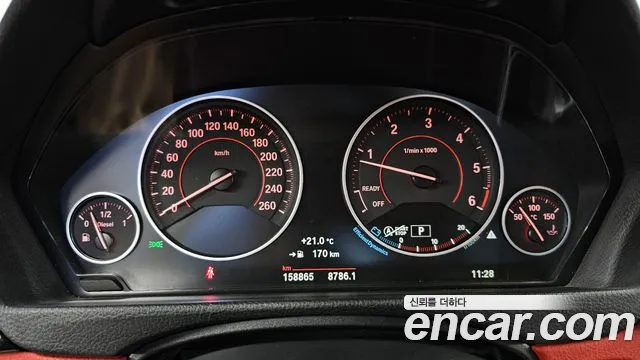 BMW 4-Series 2016 thumb 8