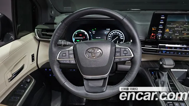 Toyota Sienna 2024 thumb 12