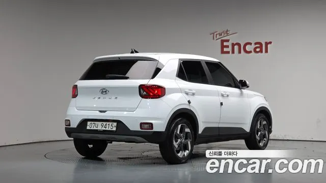 Hyundai Venue 2019 thumb 2