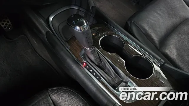 ChevroletGMDaewoo Malibu 2017 thumb 9