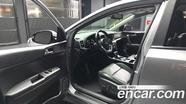 Kia Sportage 2020 thumb 10