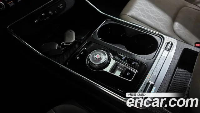 Kia Carnival 2023 thumb 9