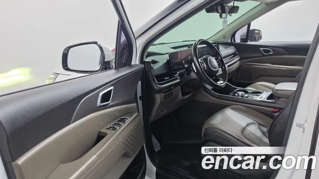 Kia Carnival 2023 thumb 10