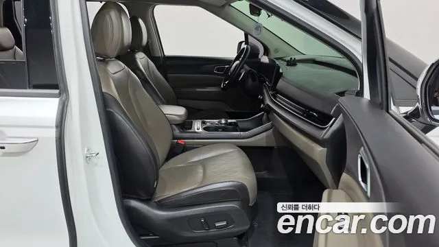 Kia Carnival 2023 thumb 11