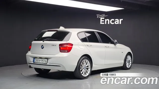 BMW 1-Series 2015 thumb 2
