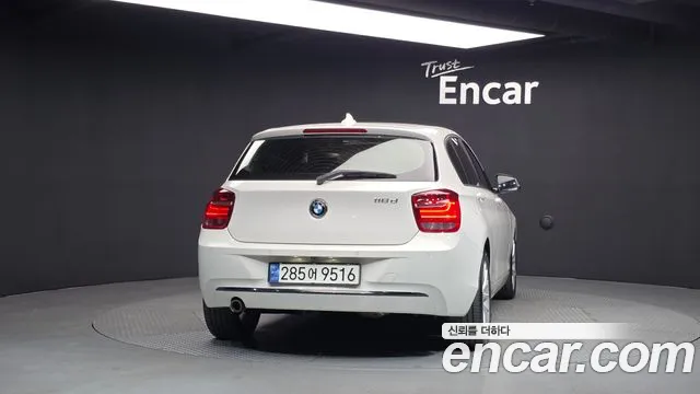 BMW 1-Series 2015 thumb 4