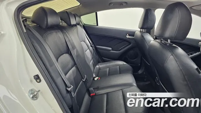 Kia K3 2014 thumb 12