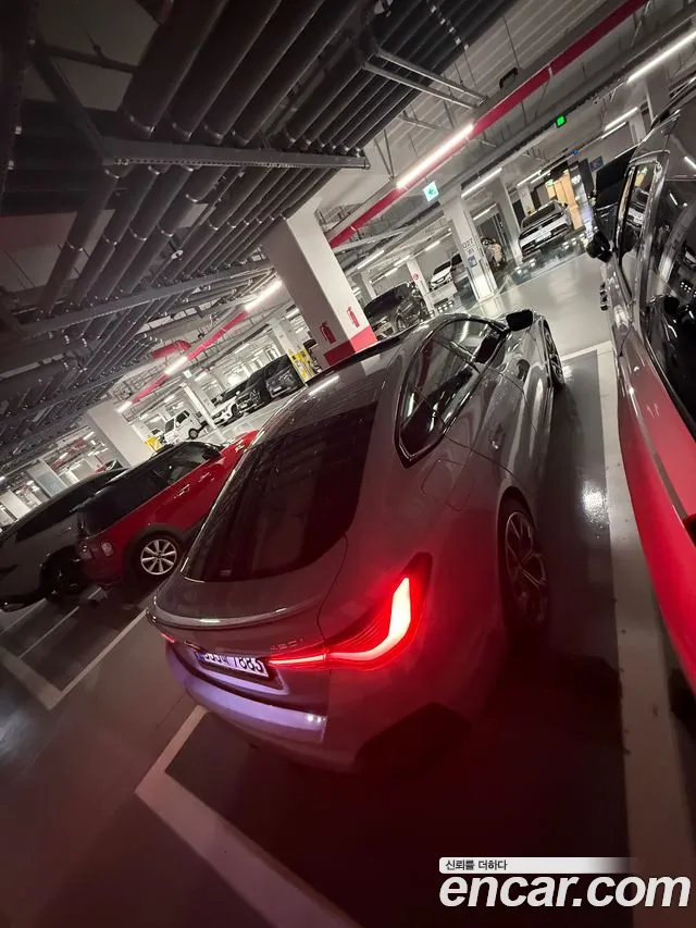 BMW 4-Series 2021 thumb 4