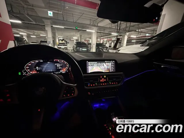 BMW 4-Series 2021 thumb 8