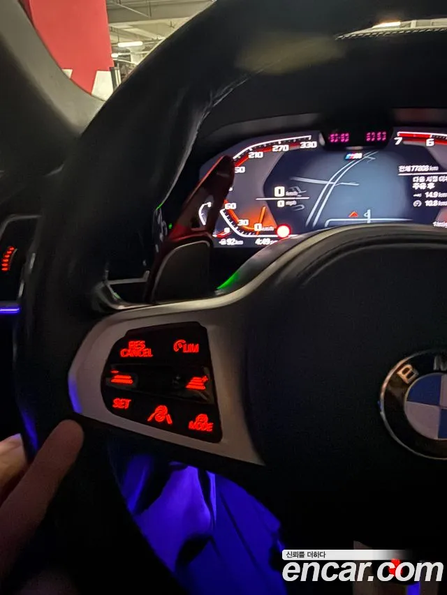 BMW 4-Series 2021 thumb 10