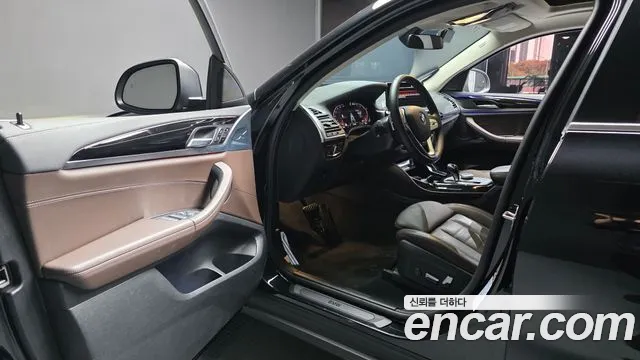 BMW X4 2022 thumb 10