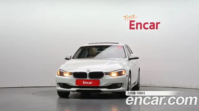 BMW 3-Series 2013 thumb 3