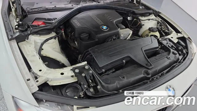 BMW 3-Series 2013 thumb 6