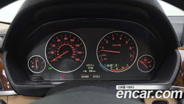 BMW 3-Series 2013 thumb 8