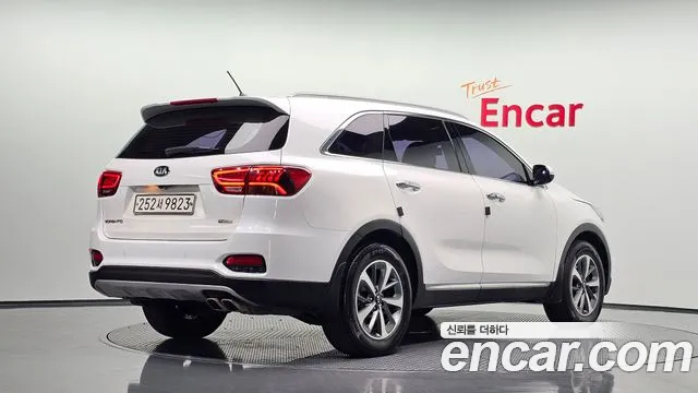 Kia Sorento 2017 thumb 2