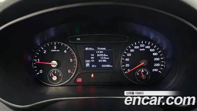 Kia Sorento 2017 thumb 8