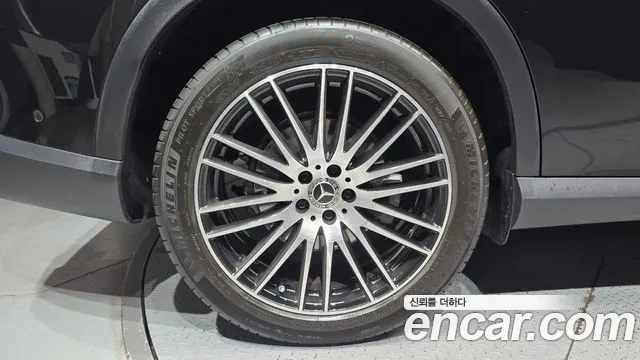 Mercedes-Benz GLC 2025 thumb 5