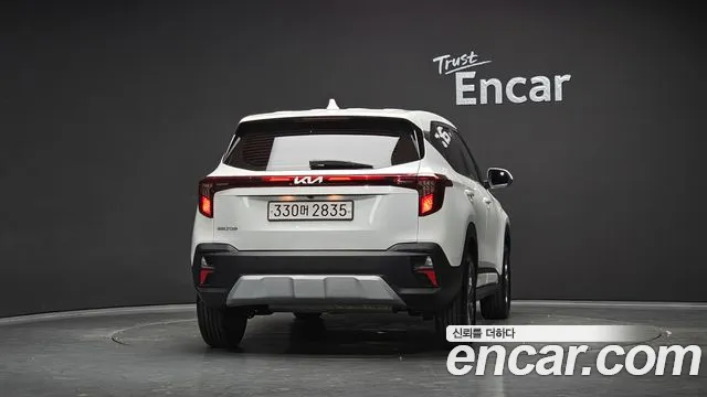 Kia Seltos 2023 thumb 4