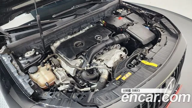 Mercedes-Benz GLB 2021 thumb 6
