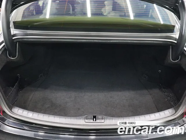 Genesis G80 2022 thumb 5