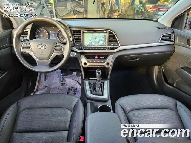 Hyundai Avante 2017 thumb 5