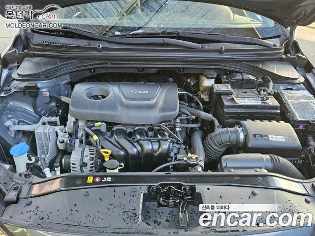Hyundai Avante 2017 thumb 6
