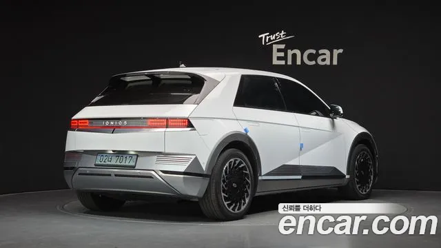 Hyundai IONIQ 5 2022 thumb 2