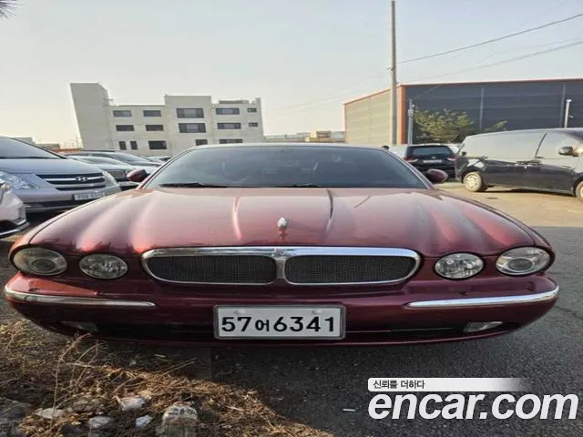 Jaguar XJ-6 2004 thumb 3