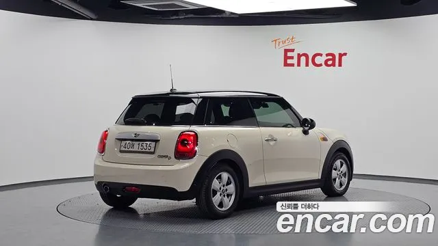 MINI Hatch 2014 thumb 2