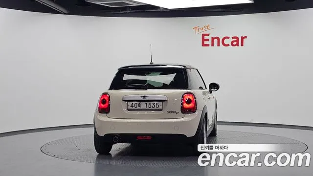 MINI Hatch 2014 thumb 4