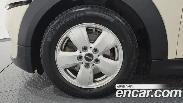 MINI Hatch 2014 thumb 5