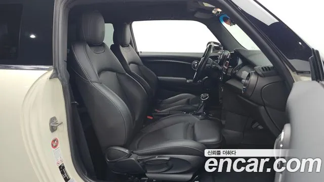 MINI Hatch 2014 thumb 10