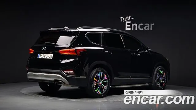 Hyundai Santa Fe 2019 thumb 2