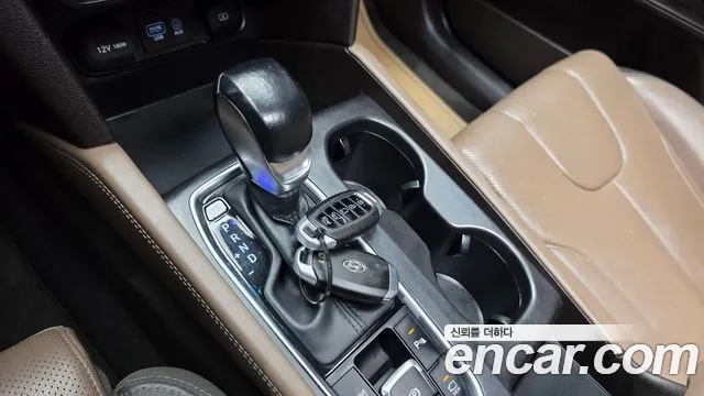 Hyundai Santa Fe 2019 thumb 9