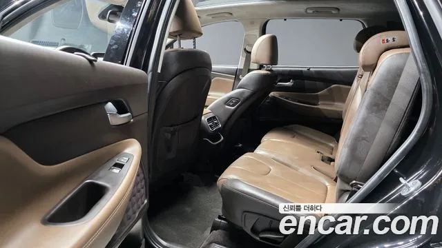 Hyundai Santa Fe 2019 thumb 12