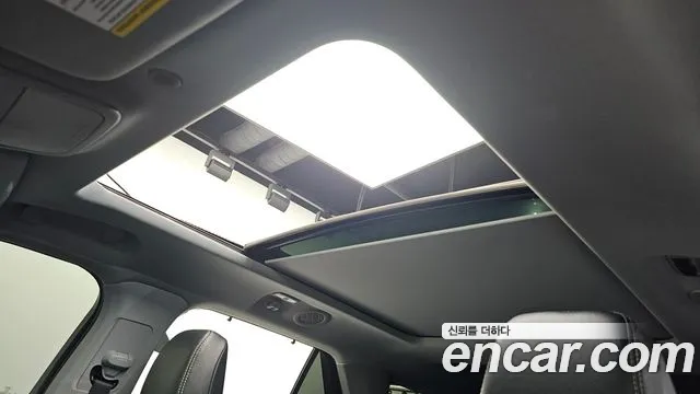 Ford Explorer 2021 thumb 12