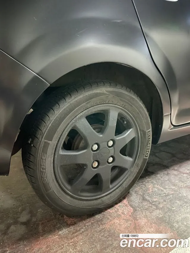 Daihatsu Mira Gino 2007 thumb 5
